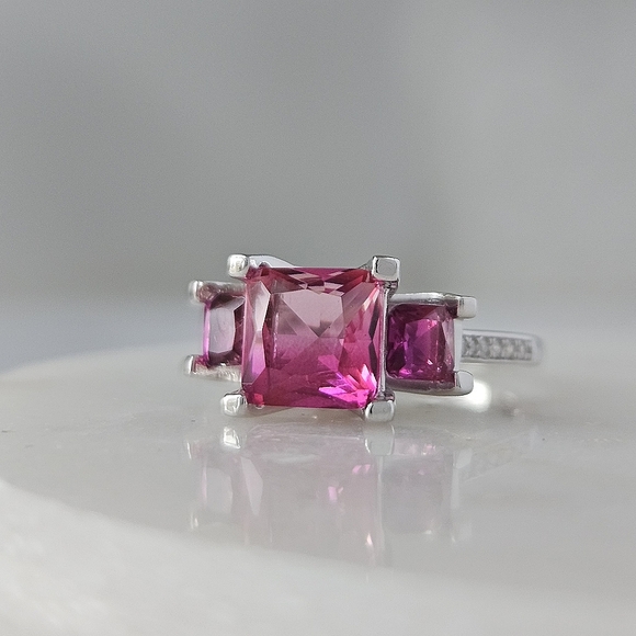 Pink Topaz Gemstone Ring, 925 Sterling Silver Charmed Aroma - Picture 3 of 6